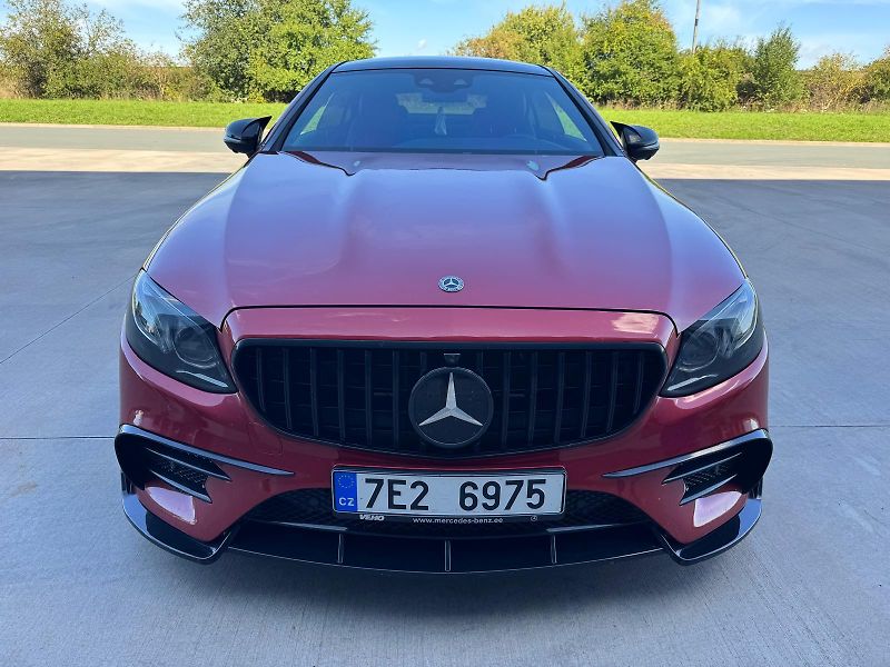 Mercedes-Benz Třídy E E-350CDi,AMG-PACKET,4X4 - fotka 13 z 29