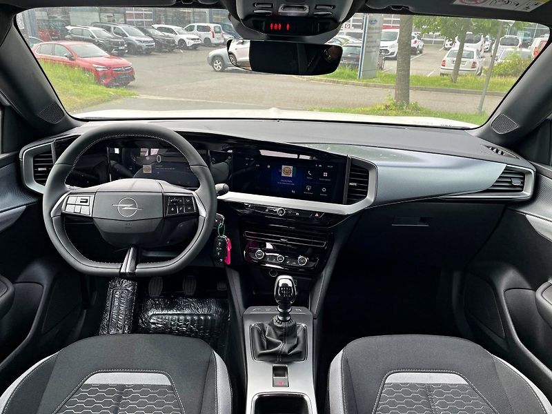 Opel Mokka (2026) 1.2T 136k GS MT6 - fotka 12 z 15