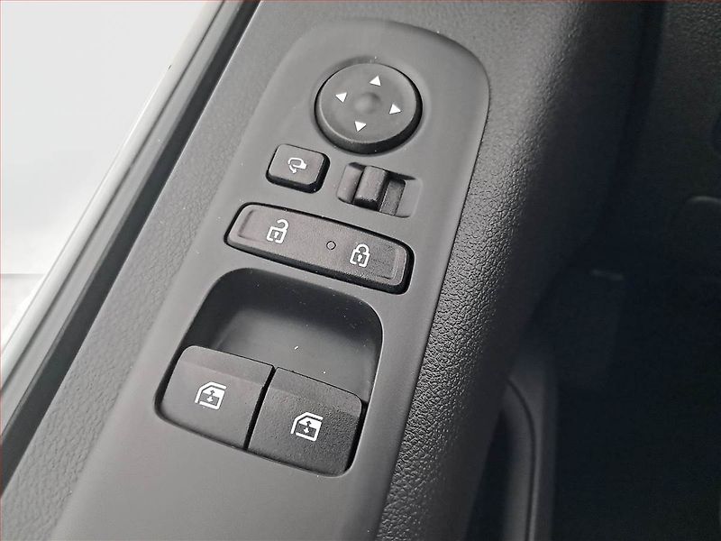 Hyundai Staria (2023) 2.2 CRDi, ČR, 1Maj, DPH - fotka 20 z 25