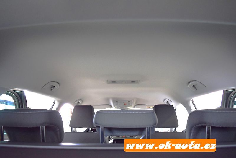 Škoda Superb 1.4 TSI iV DSG 160 kW PRAV.SER - fotka 19 z 63