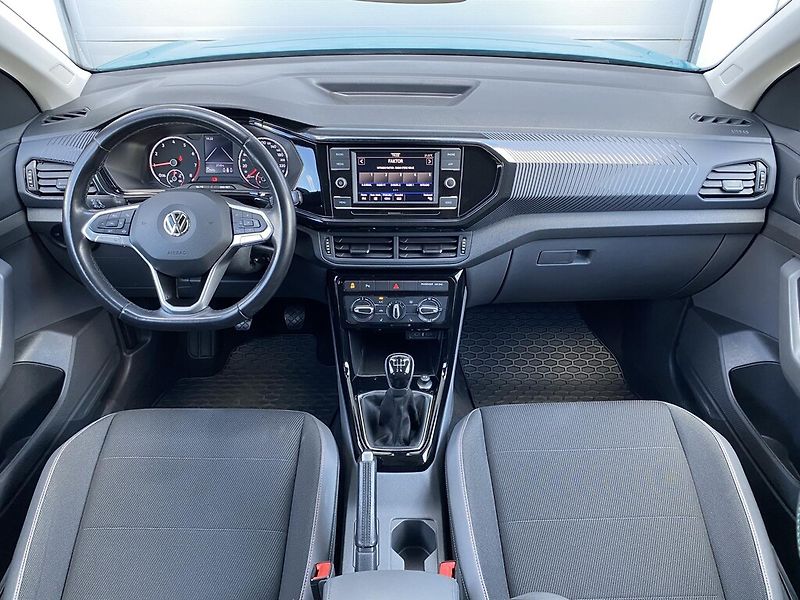 Volkswagen T-Cross 1,0 TSI 70 kW Life - fotka 10 z 25