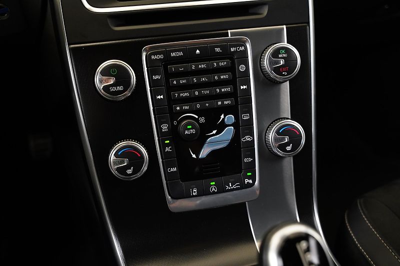 Volvo V60 - fotka 21 z 24