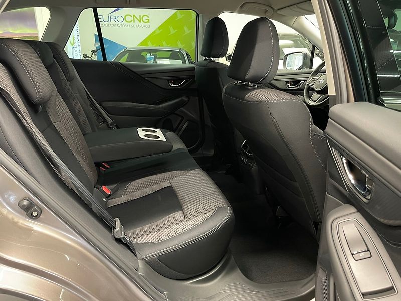 Subaru Outback (2025) 2.5 ACTIVE 2025 | Nové auto - fotka 19 z 38