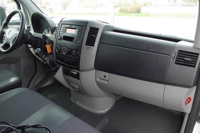 Mercedes-Benz Sprinter 516CDi HR+ Kontejner - fotka 10 z 19