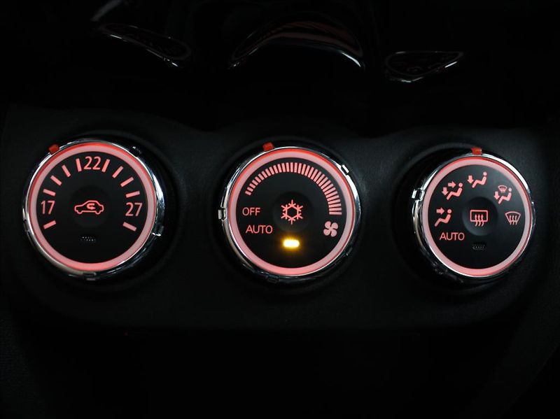 Mitsubishi ASX 2,3 Di-D 110kW AT 4x4 1.maj.ČR - fotka 20 z 23