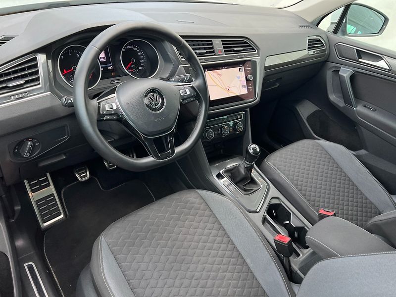 Volkswagen Tiguan (2018) 1.4TSi Join! Navigace! Tažné! - fotka 12 z 34