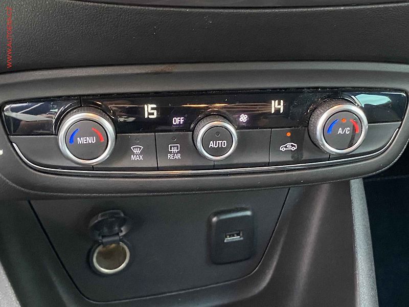 Opel Crossland X (2018) 1.2 T, Innovation, park. - fotka 15 z 18