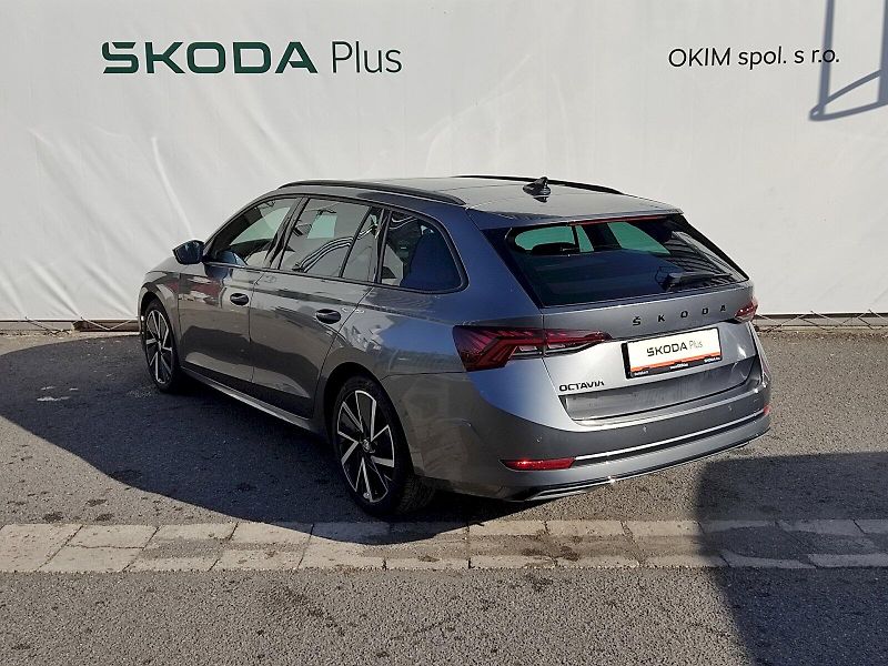Škoda Octavia (2022) Combi SportLine 2,0 tdi 110 Kw - fotka 34 z 37