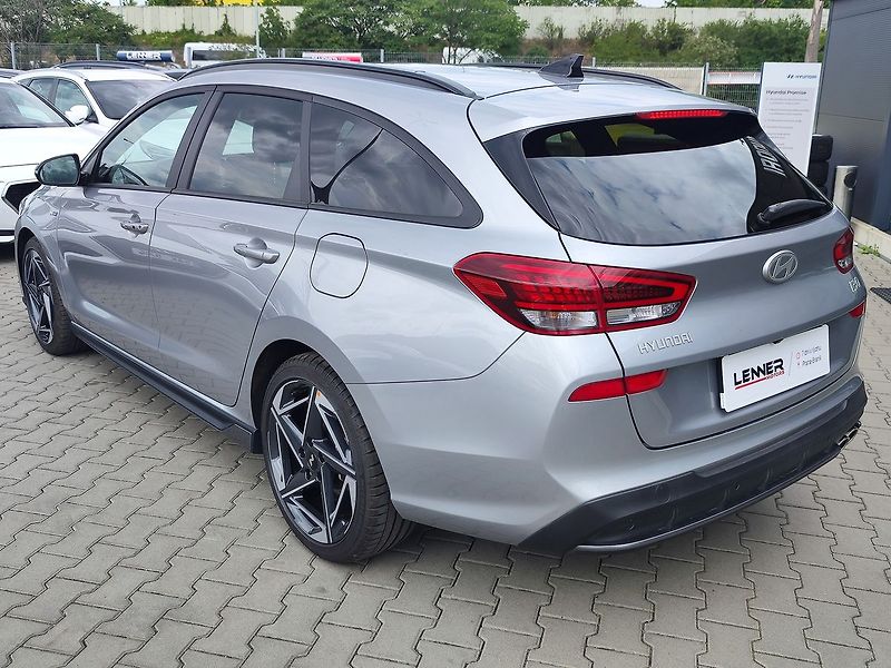 Hyundai i30 1.5  T-GDI/103kW N-Line DCT - fotka 7 z 35