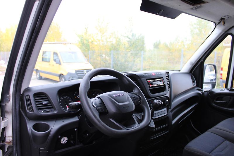 Iveco Daily 35S160 2,3 Maxi+klima+měchy  - fotka 9 z 20