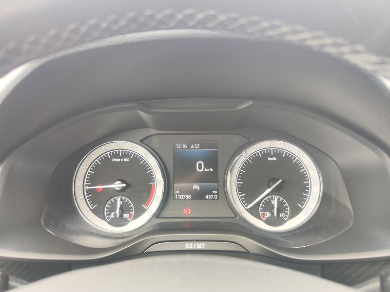 Škoda Kodiaq 2.0 TDI/110kW Sportline 4x4 - fotka 17 z 34