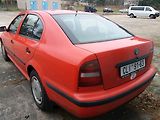 Má motor 1,6 s výkonem 74 kW, vyrobena byla v roce 1998 a cena činí minimálně 12 000 Kč