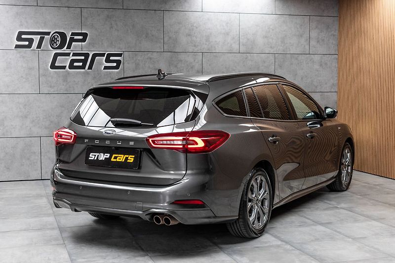Ford Focus 1.0 EB 92kW ST-LINE*KAMERA*DPH - fotka 7 z 40