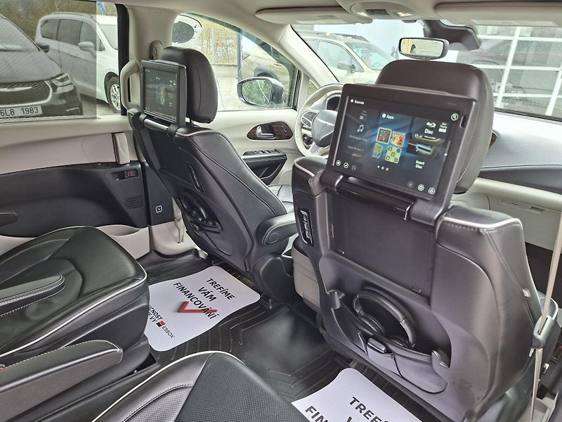 Chrysler Pacifica (2021) 3,6 LIMITED,HYBRYD, REZERVACE  - fotka 13 z 38