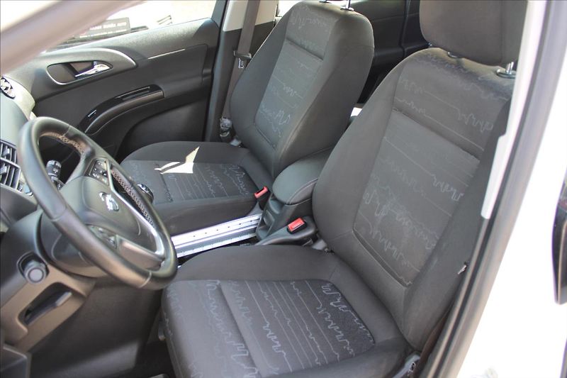 Opel Meriva 1,4 i  NOVÉ V ČR,SERVIS - fotka 22 z 31