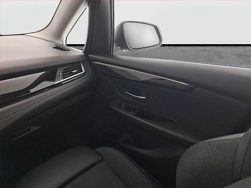 BMW Řada 2 (2019) 218i Gran Tourer, Automat - fotka 8 z 20