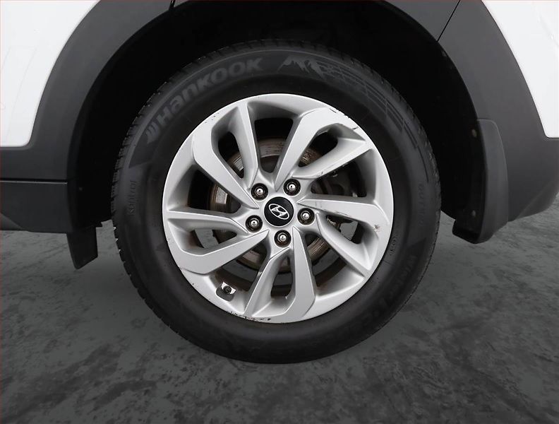 Hyundai Tucson (2017) 1.7 CRDi, Serv.kniha, Tempomat - fotka 18 z 18