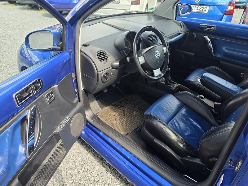 Volkswagen New Beetle 1.8 T 110kw  - fotka 15 z 20