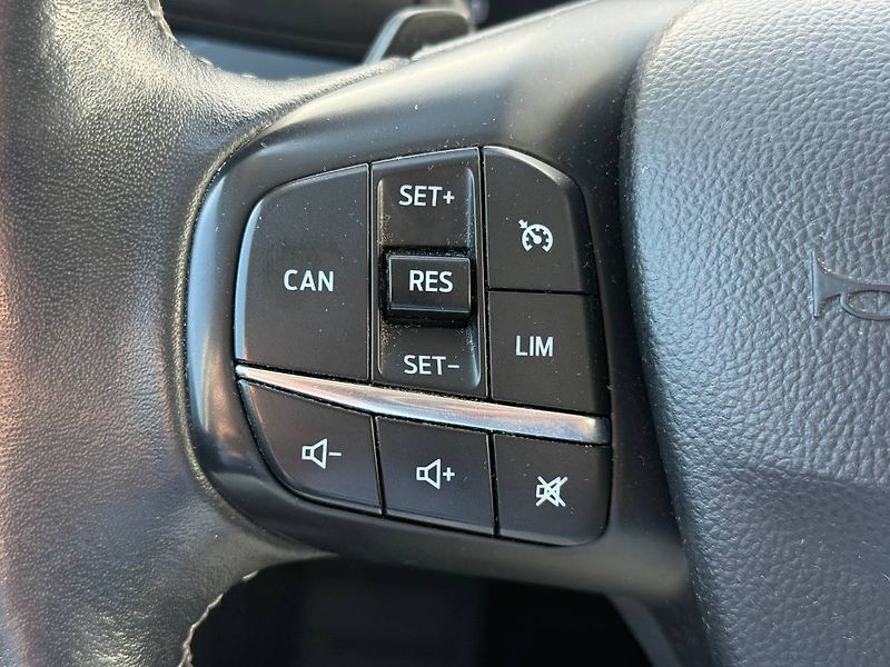 Ford Focus (2019) 2.0 EcoBlue 110 kW Titanium Po - fotka 18 z 22