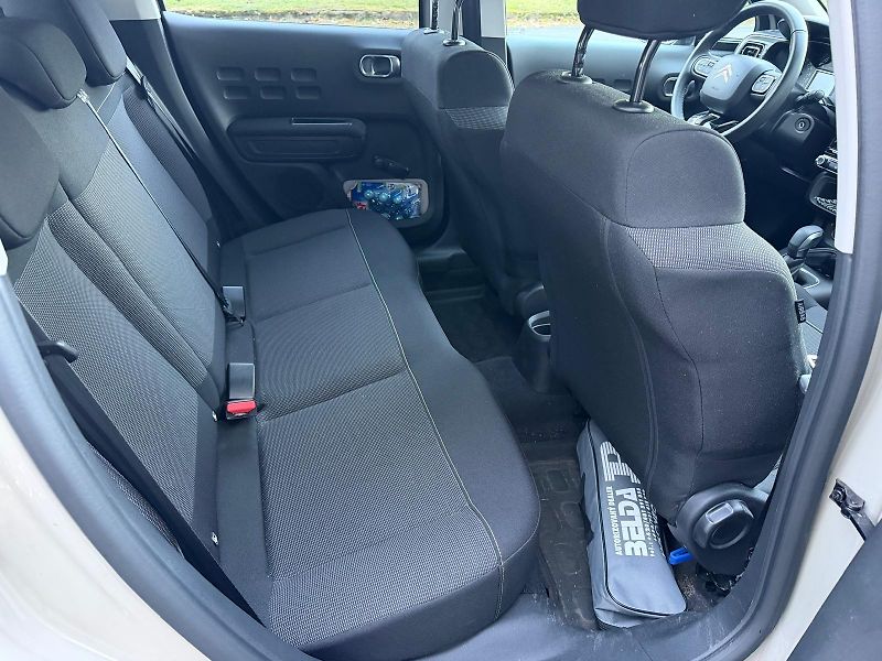 Citroën C3 1,2 PureTech automat /1.maj. / - fotka 12 z 22