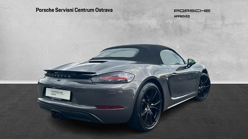 Porsche Boxster 718 - fotka 6 z 29