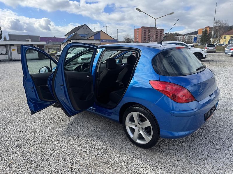 Peugeot 308 (2008) 1.6-16V,rezervace  - fotka 9 z 36
