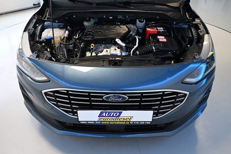 Ford Focus (2022) 1.5 ACTIVE LED Kamera ECOBLUE - fotka 30 z 33