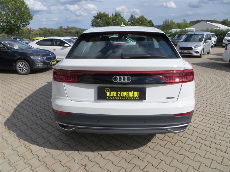 Audi Q8 3,0 TFSI quattro tiptronic 250 - fotka 6 z 29