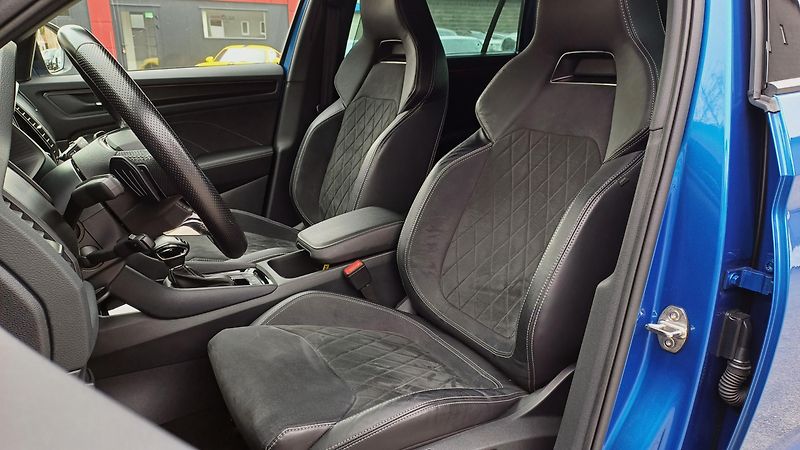 Škoda Kodiaq SPORTLINE TDI 147kW WEBASTO-ČR - fotka 25 z 50