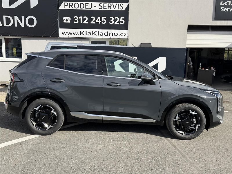 Kia Sportage 1,6 T-GDI 4X2 7DCT TOP - fotka 4 z 9