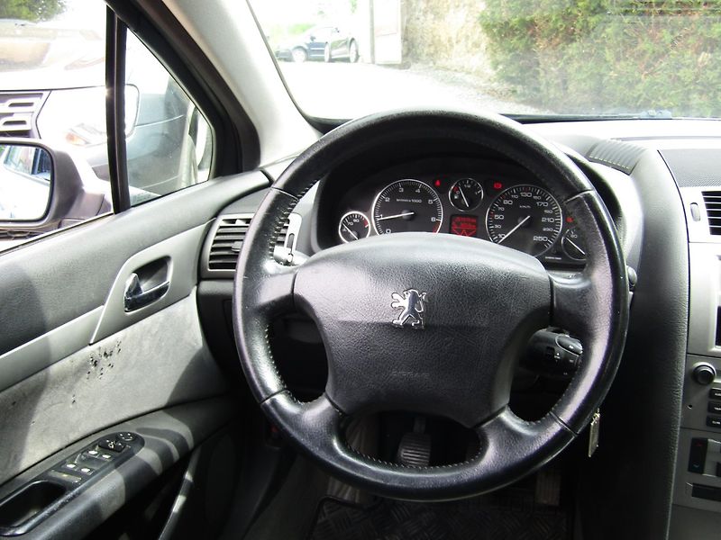 Peugeot 407 (2005) 1.8 16V 85kW BEZ KOROZE - fotka 16 z 31