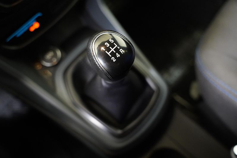 Ford B-MAX - fotka 21 z 23