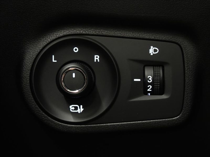 MG ZS 1,5 Hybrid+ Exclusive 20tkm.ČR - fotka 22 z 27