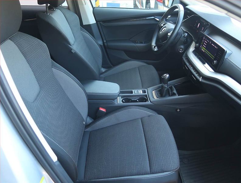 Škoda Octavia (2022) Ambition 2.0 TDI, digi klima - fotka 9 z 18