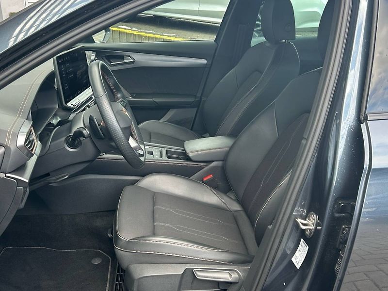 Cupra Formentor (2024) 1.5 eTSI 7DSG - fotka 13 z 35