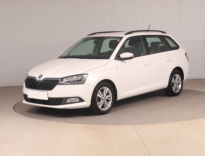 Škoda Fabia (2021) Ambition 1.0 TSI, ČR,1.maj - fotka 2 z 17