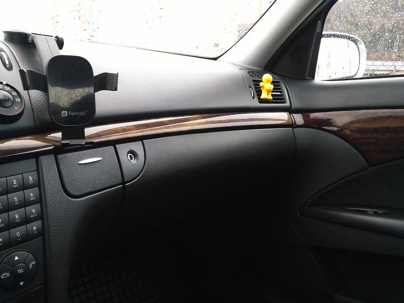 Mercedes-Benz Třídy E 220 CDI - fotka 22 z 32