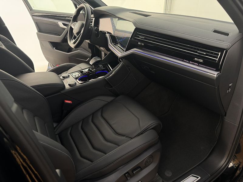 Volkswagen Touareg 3.0d*DPH*R-LINE*Final Edition* - fotka 18 z 50