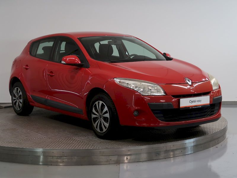 Renault Mégane (2011) 1.6i 74KW - fotka 6 z 27