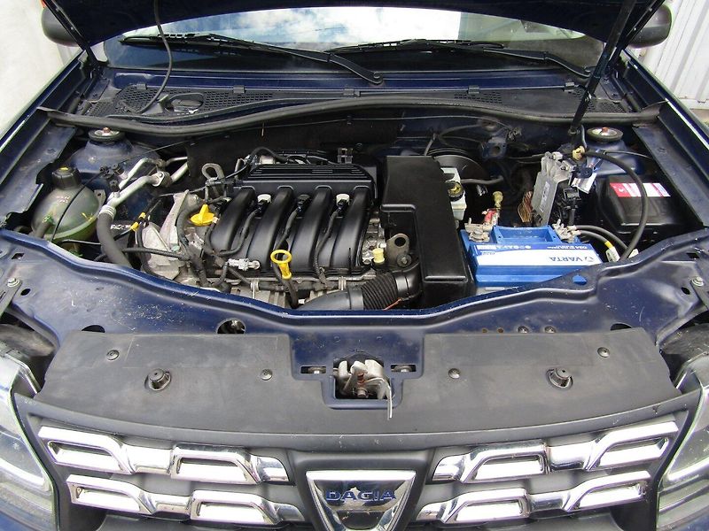 Dacia Duster (2014) 1.6 16V 77kW 4X4 - fotka 35 z 37