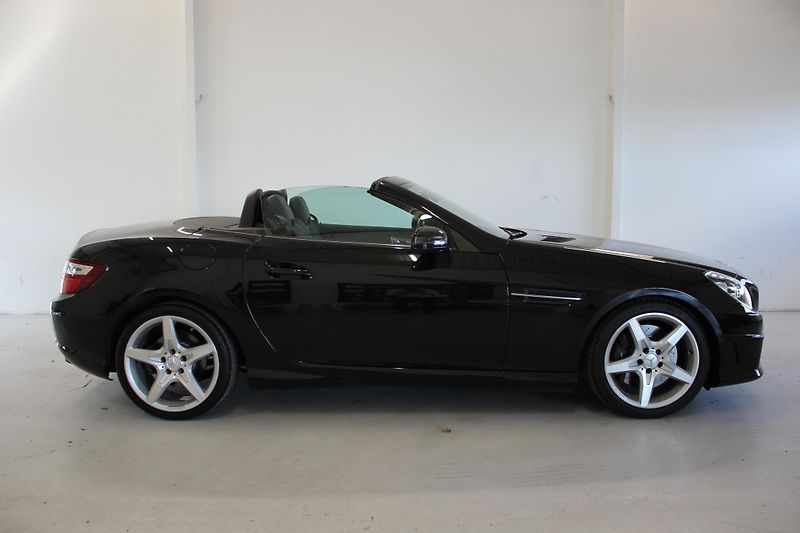 Mercedes-Benz SLK (2015) SLK350 3,5 AUTOMAT - fotka 29 z 37