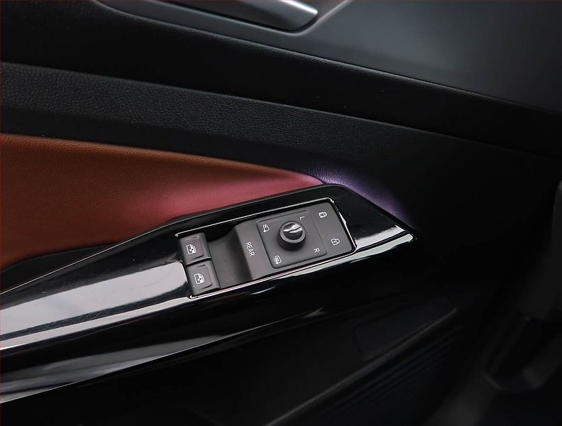 Volkswagen ID.4 (2020) Pro Perf. (82 kWh), SoH 89% - fotka 26 z 28