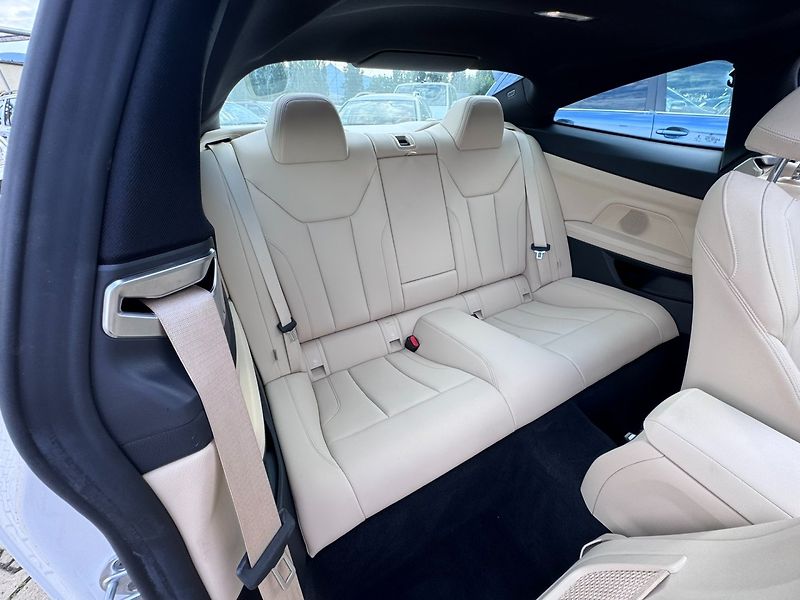 BMW Řada 4 (2020) 430i 2,0i 190 KW G22 KUPÉ - fotka 44 z 50