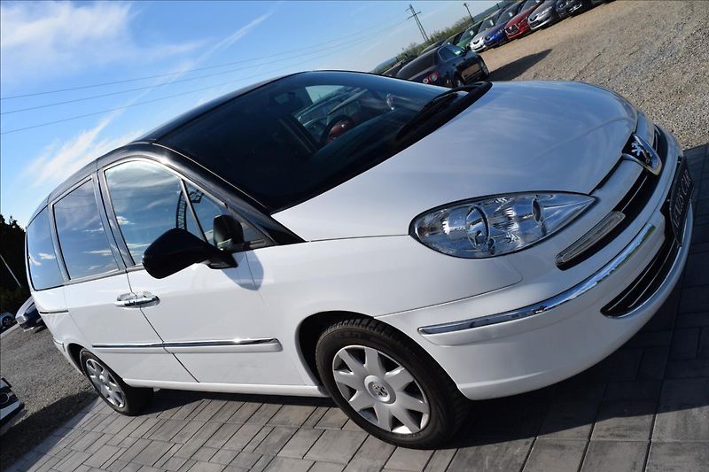 Peugeot 807 2,0 HDI 100KW 7MÍST PO STK - fotka 4 z 46