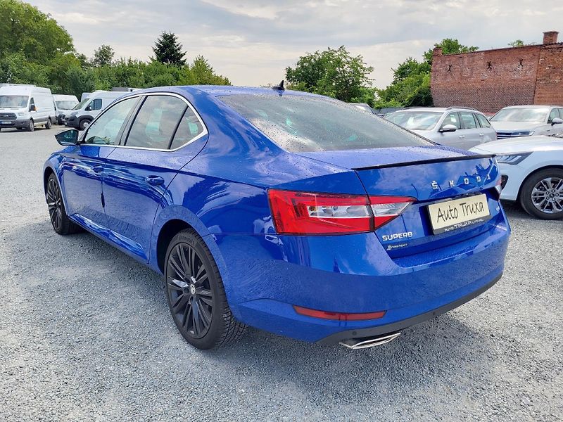 Škoda Superb 2.0 TSI 206kW DSG 4x4 STYLE+ - fotka 3 z 50