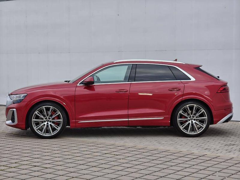Audi Q8 SQ8 SUV Quattro 8TT 4,0TFSI - fotka 3 z 27
