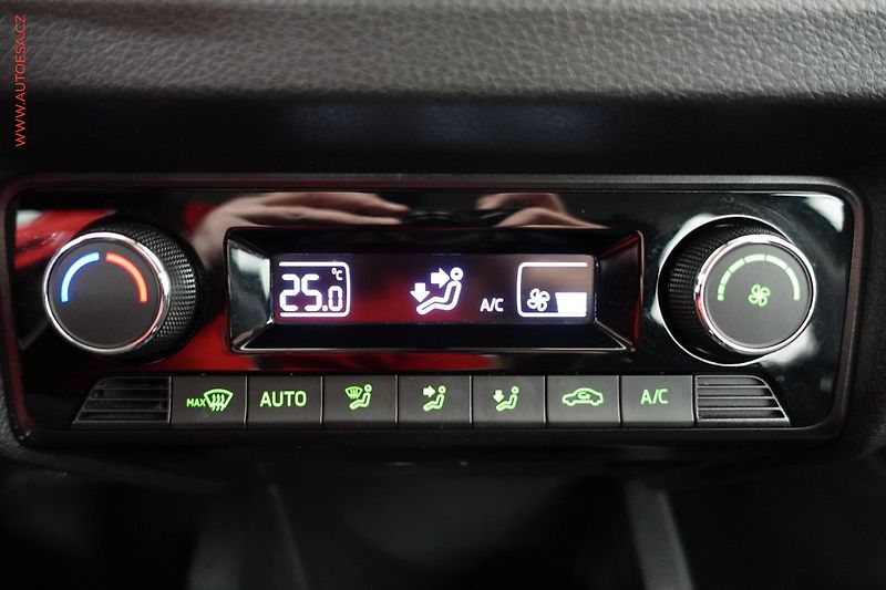 Škoda Fabia (2017) 1.4 TDi, 2.maj,ČR, Style - fotka 17 z 23