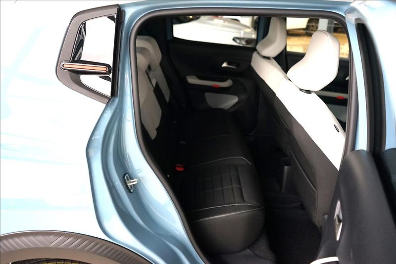 Citroën C3 (2026) 1,2 Turbo 100k Manual MAX - fotka 8 z 13