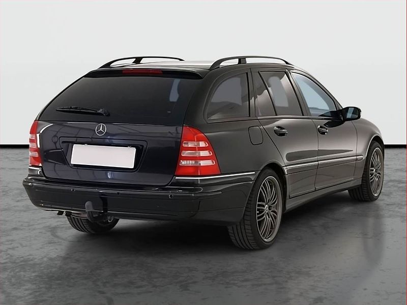 Mercedes-Benz Třídy C (2003) Avantgarde C 180 Kompressor - fotka 5 z 20