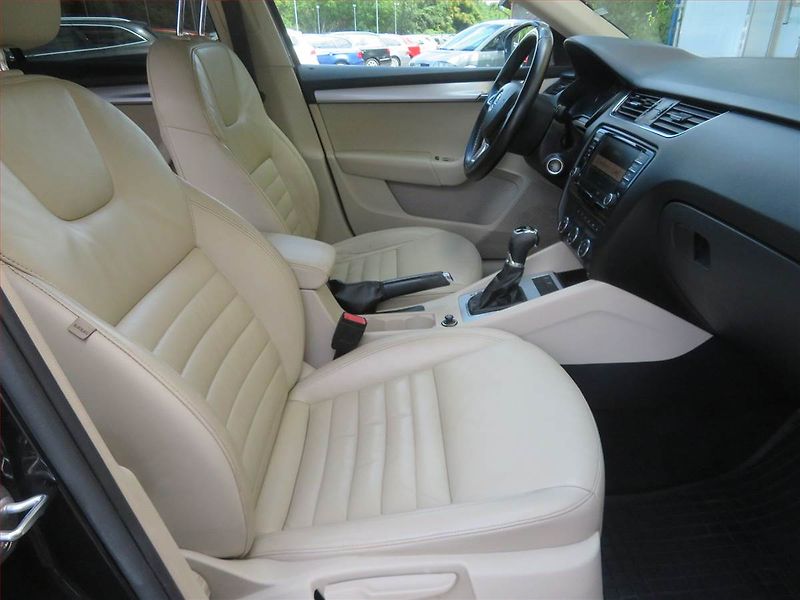 Škoda Octavia (2016) Style 1.6 TDI, Automat - fotka 9 z 16